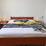 Elegante 